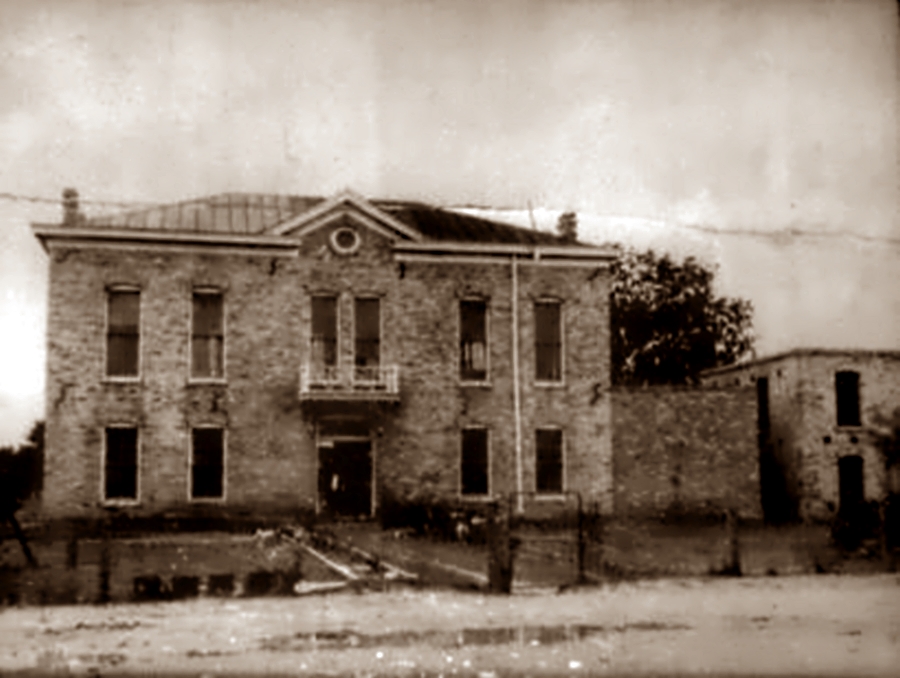 1885 Zavala County Courthouse in Batesville