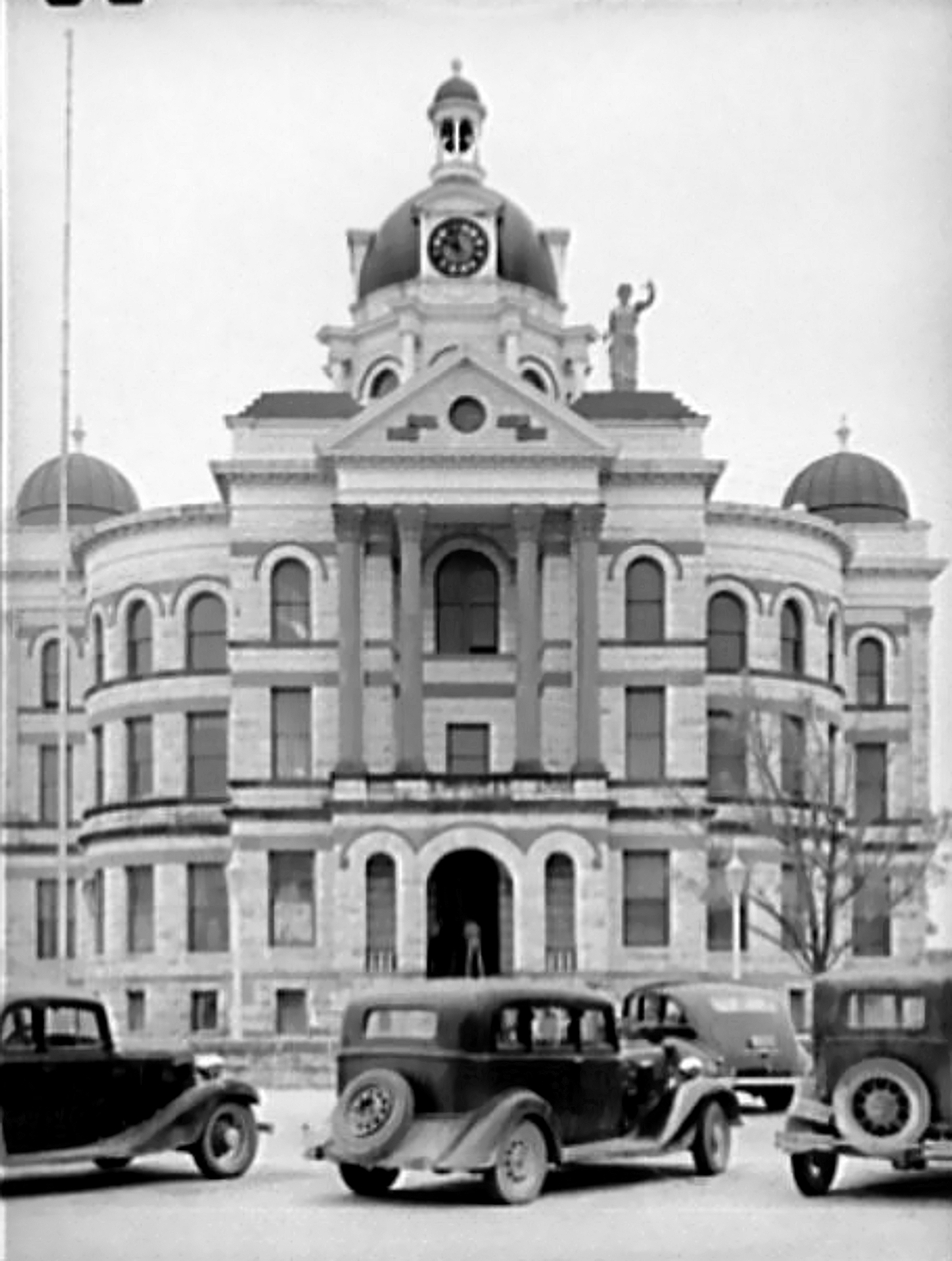1940s Coryell County Courthouse with Statue
