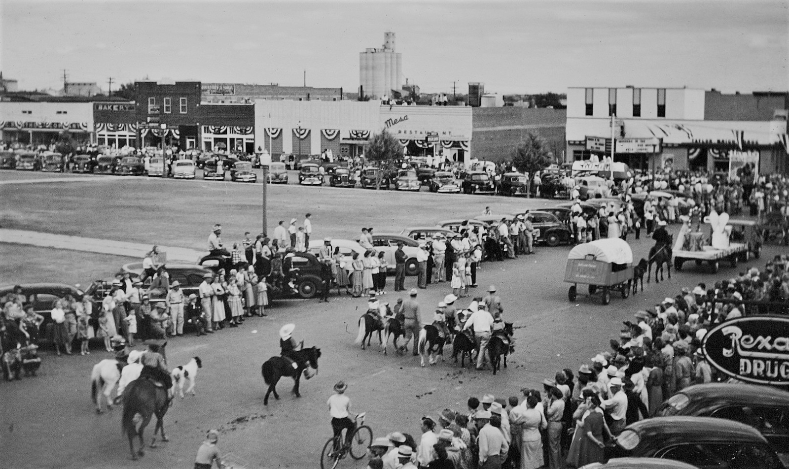 Rodeo Parade in Lamesa in 1950
