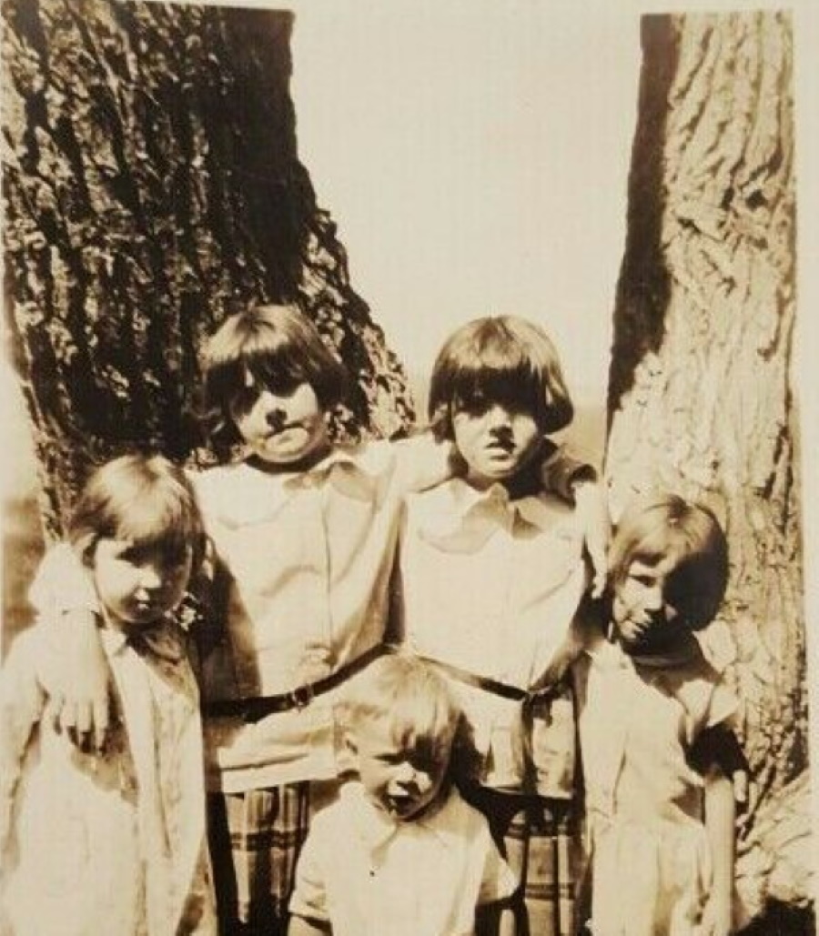Five Children in Borger Texas in 1930s