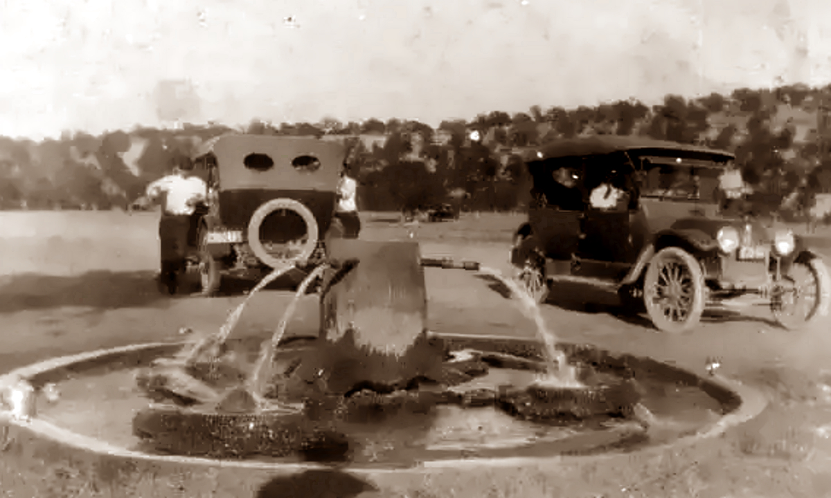 Artesian Fountain in Cleburne in 1920s
