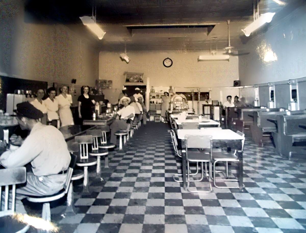 Big Spring Cafe in 1940s