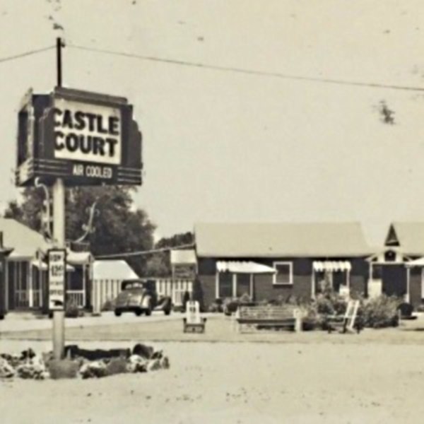 Castle Court Tourist Camp Brownwood in 1941