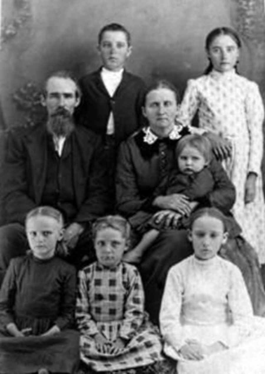 Clayton Family in Tulia in 1890s