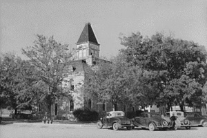Courthouse. Glen Rose, Tx 1939