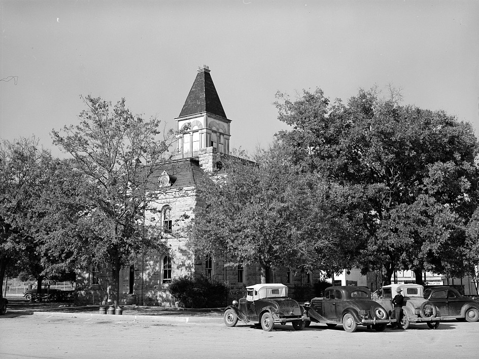 Somervell Courthouse in Glen Rose, Tx 1939