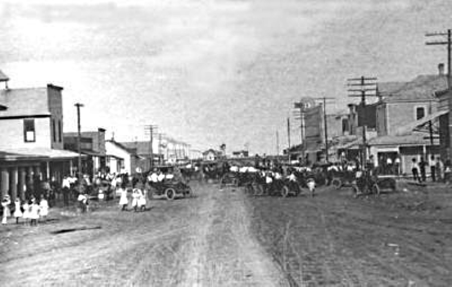 Downtown Tulia in 1910s