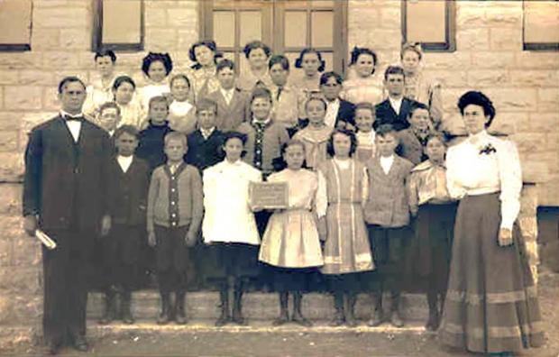 Dublin Texas Sixth Grade Class 1908