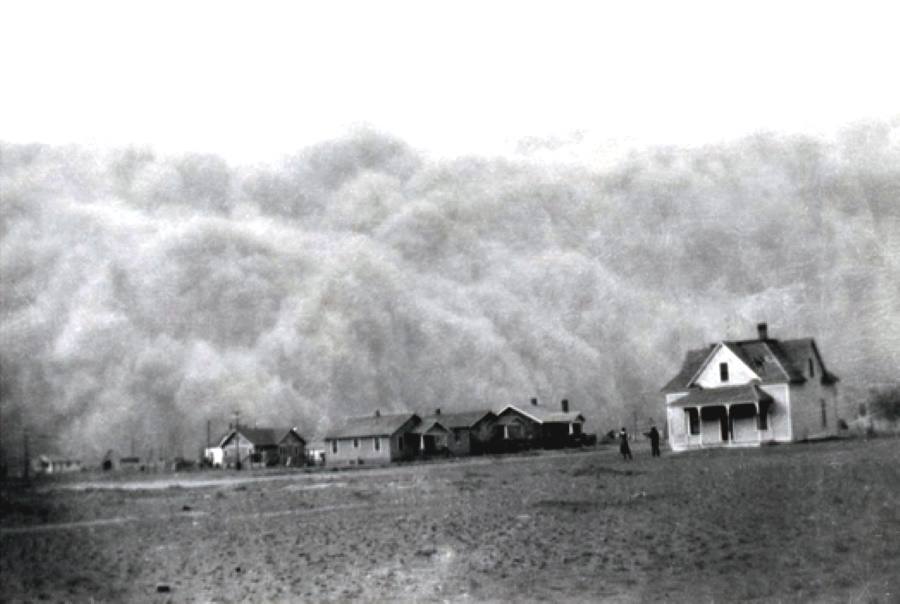 Dust Storm Looming Over Dalhart Texas in 1936