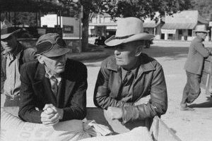 Farmers talking Downtown Glen Rose,Tx in 1939