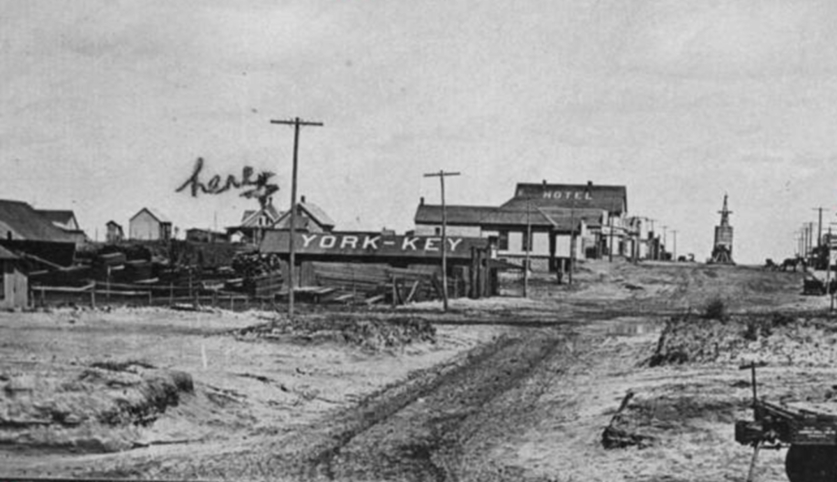 Glazier Texas Main Street in 1920