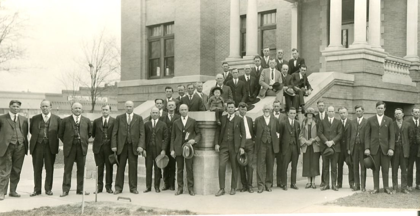 Hale County Court House in 1925