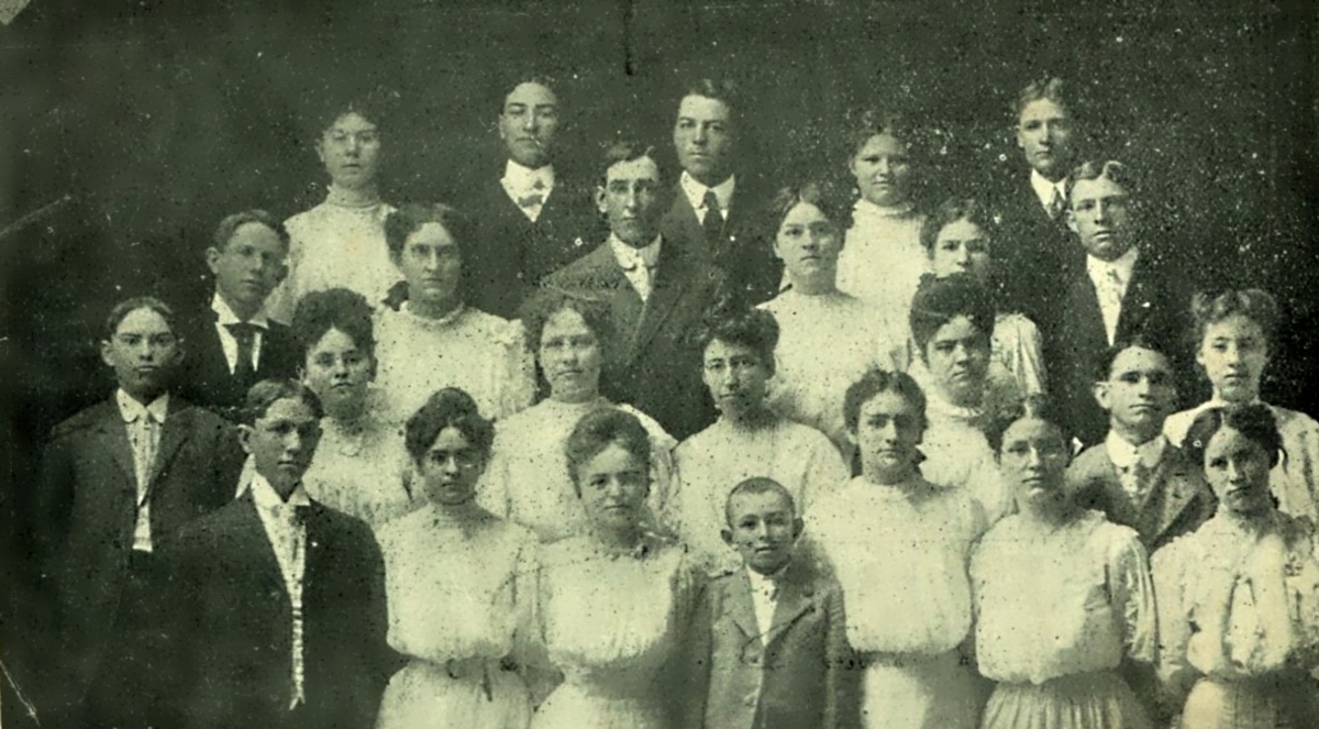 Hall County Chorus in 1899