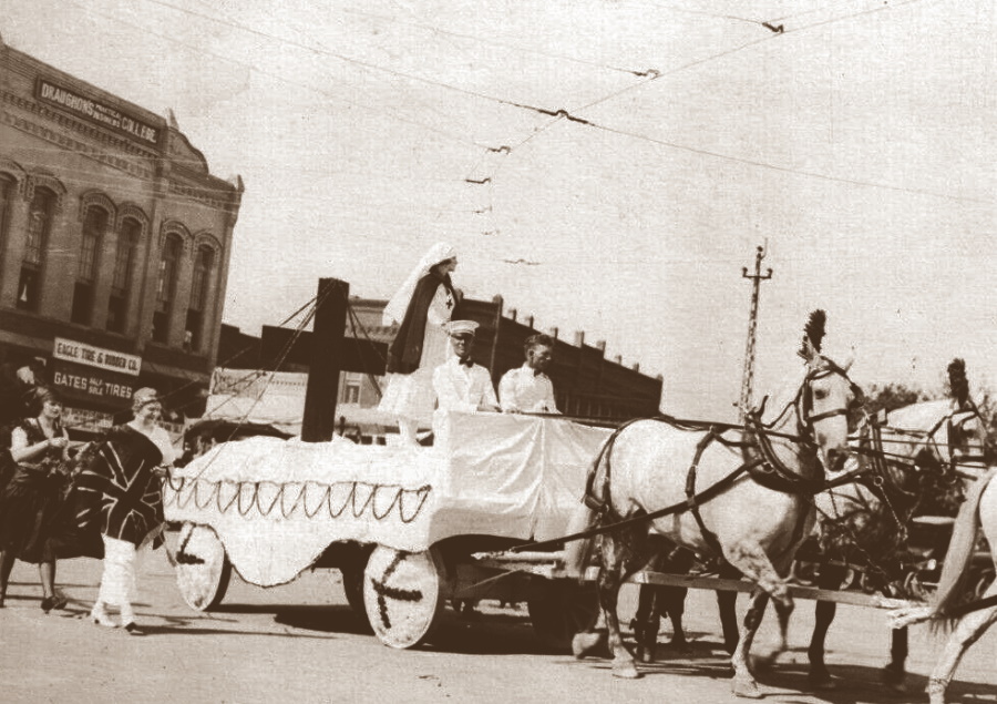 Horse Drawn Parade Float Abilene Texas 1910's