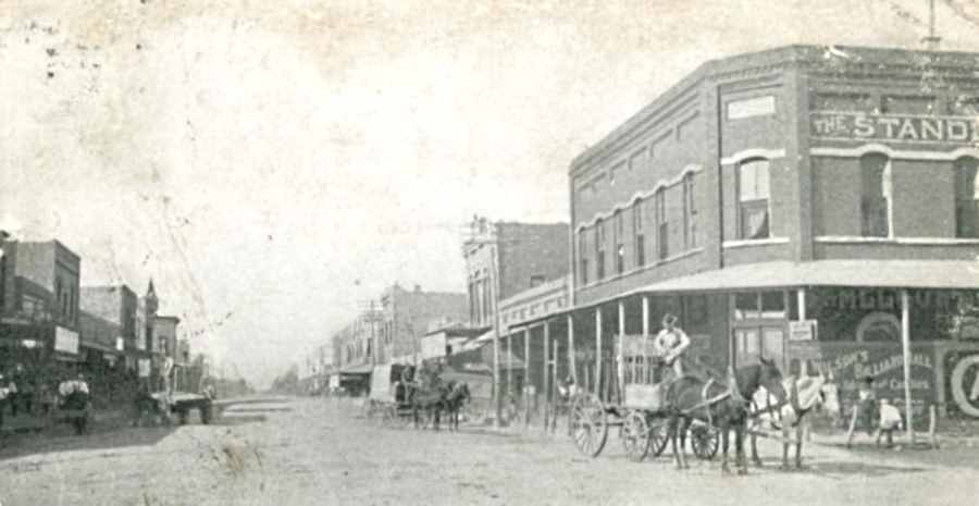 Johnson Street Quanah Postcard from 1909