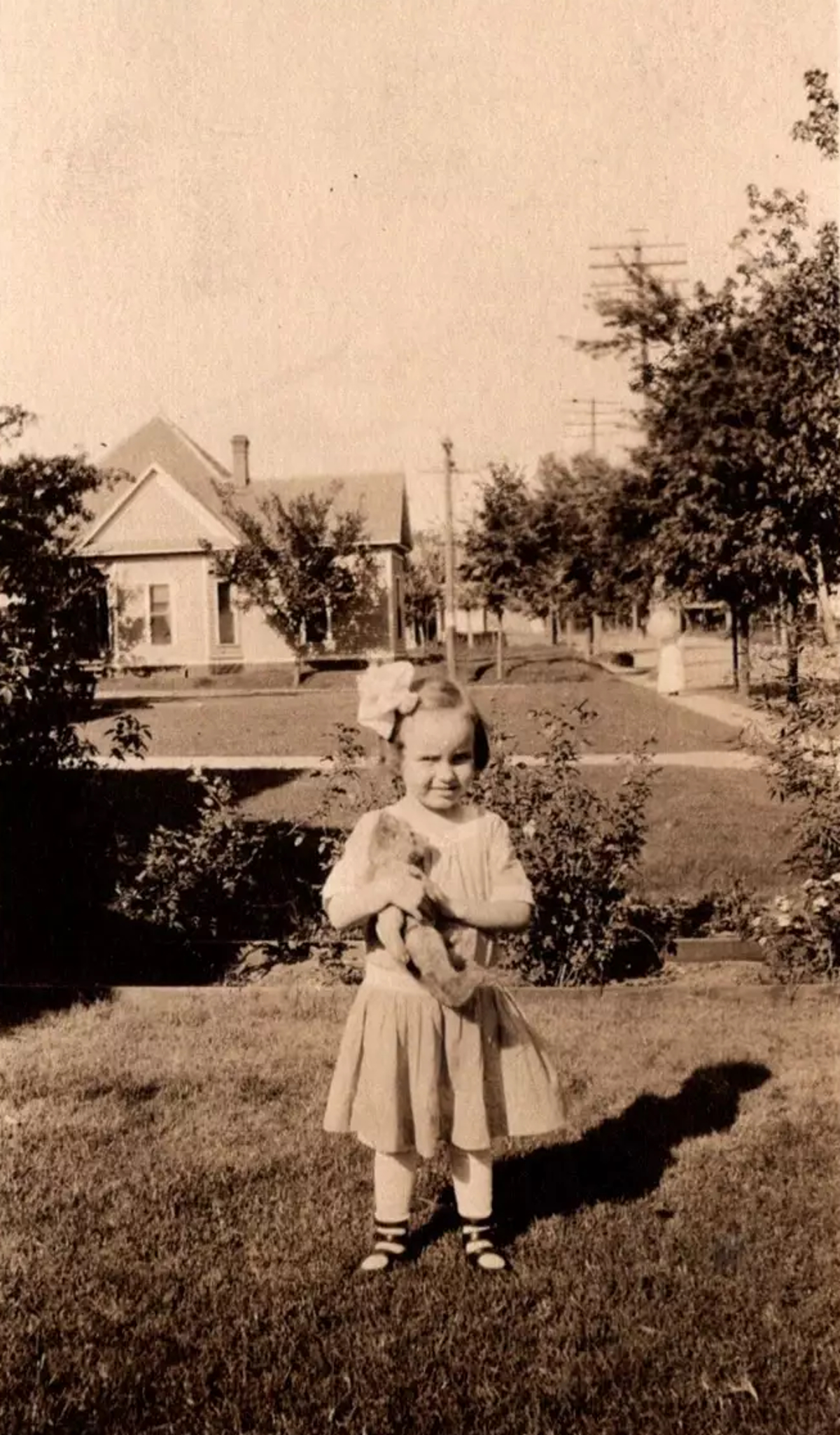 Little Girl in Copperas Cove in 1912