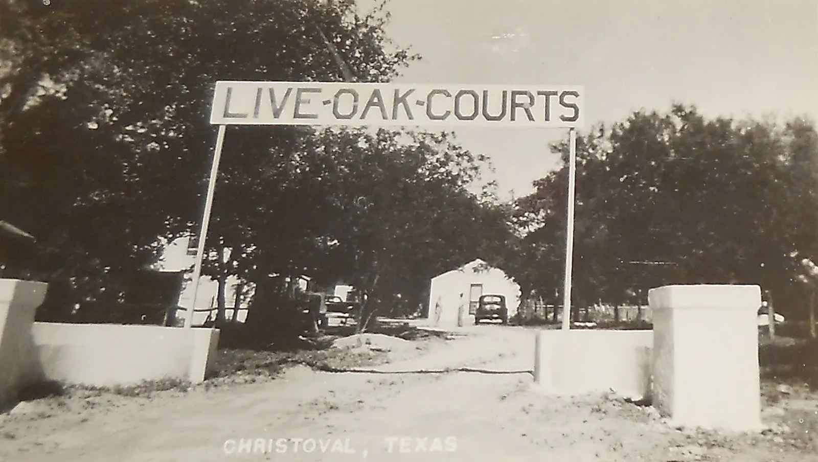 Live Oak Courts in Christoval in 1946