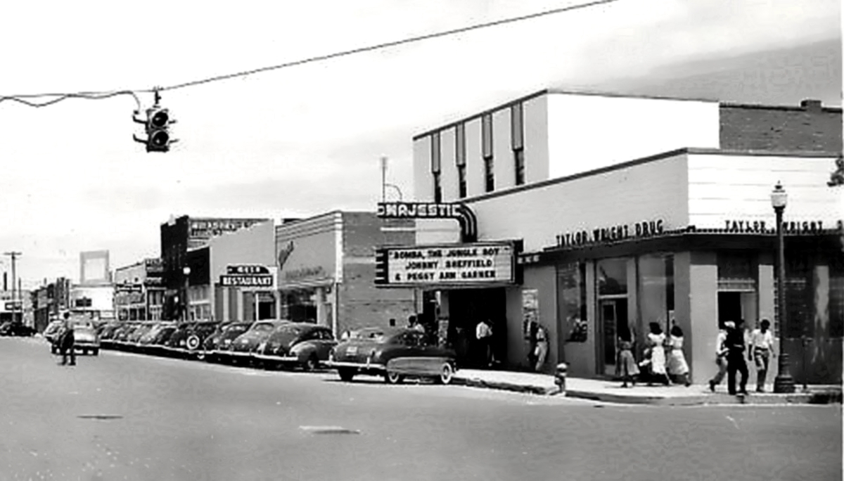 Majestic Theater in Lamesa Texas in 1949