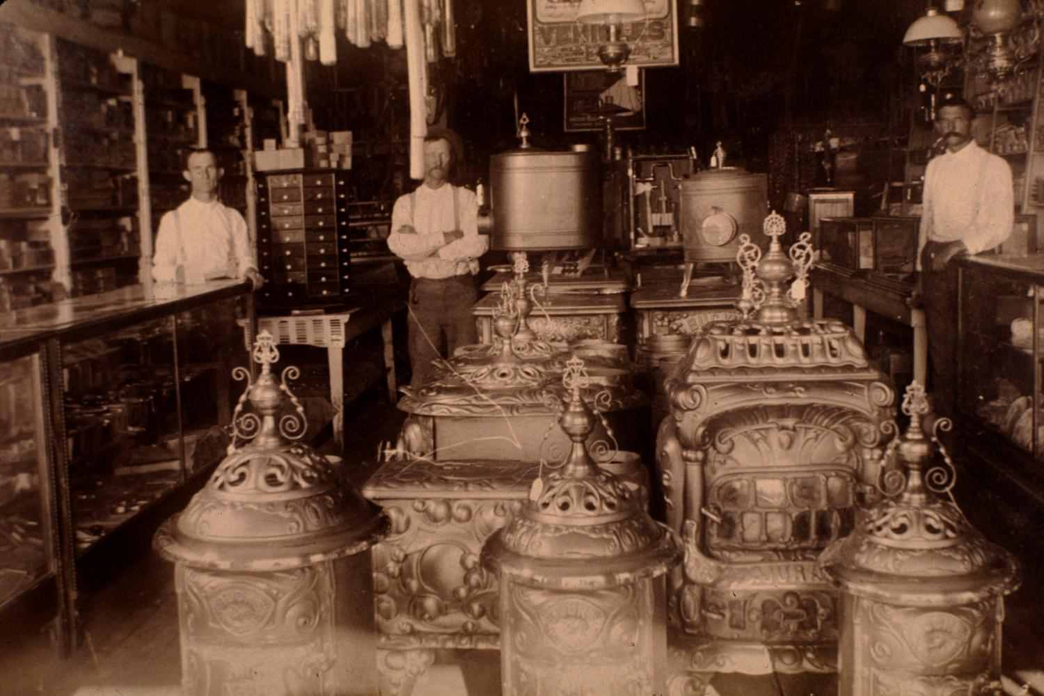 Mayes Store in Hamlin Tx in Early 1900s 