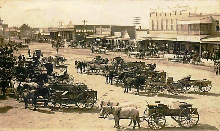 Downtown Memphis Texas in 1908