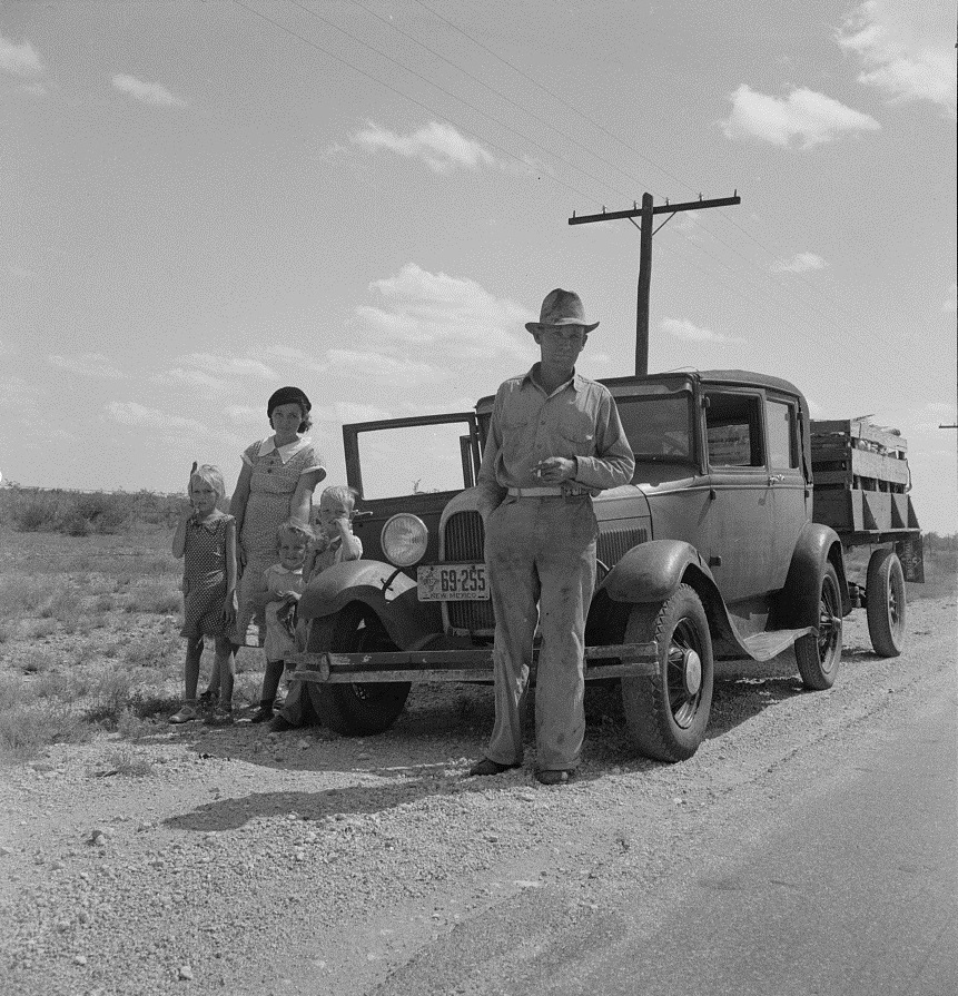 Migrant oil worker and family Ector County TX 1937