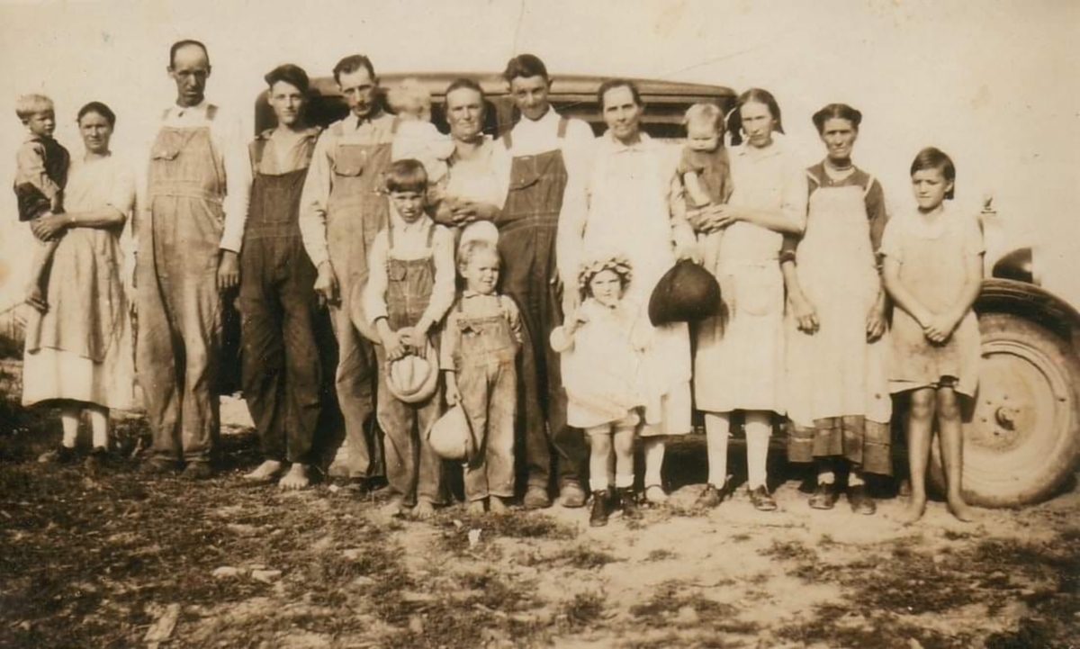 New and Black Family in Truscott 1927
