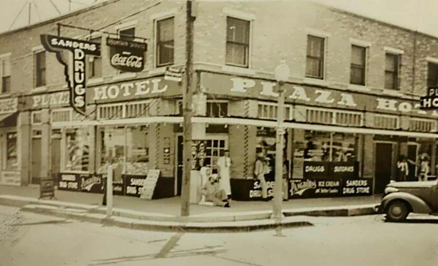 Plaza Hotel in Pecos Texas in 1930s