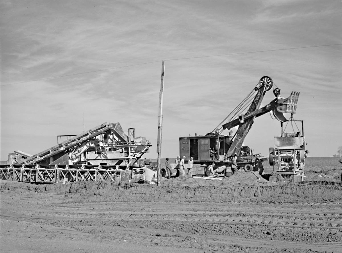 Road Construction Machinery in 1940