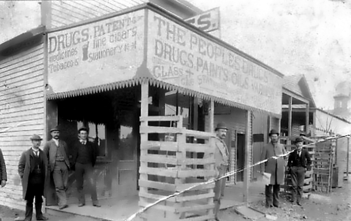 Peoples Drug Store in 1800s
