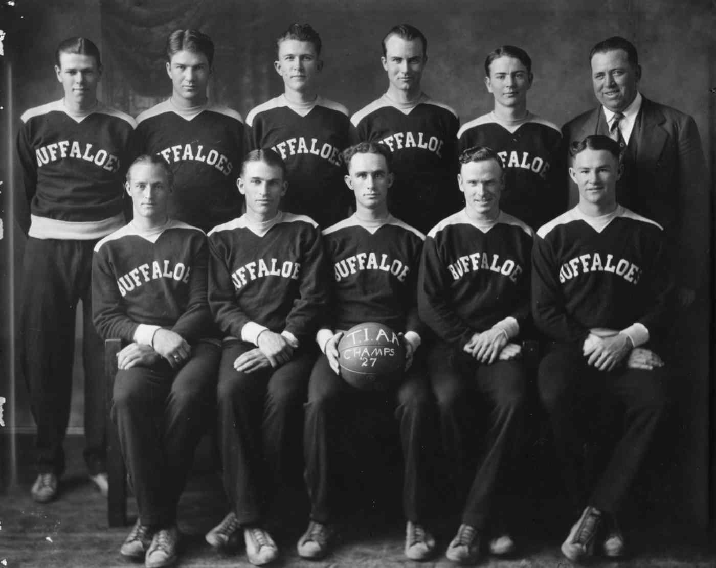 WT Basketball Team in 1927