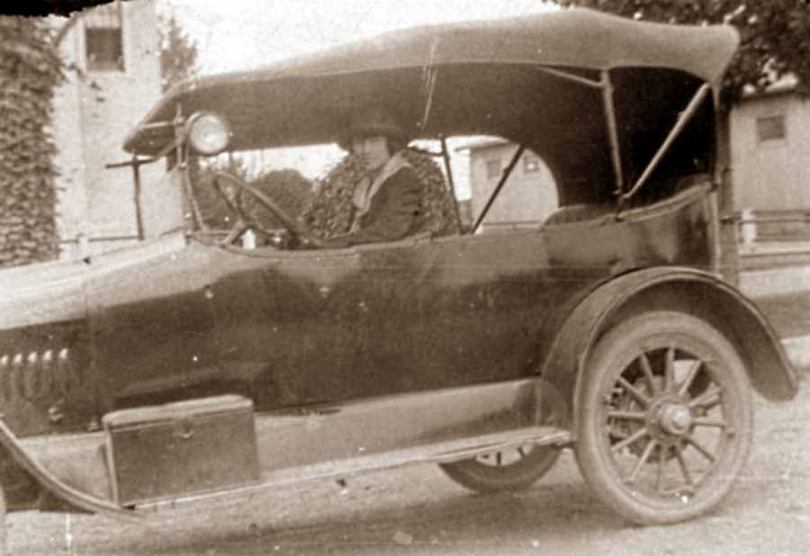Woman in Car 1920s in Chillicothe Texas