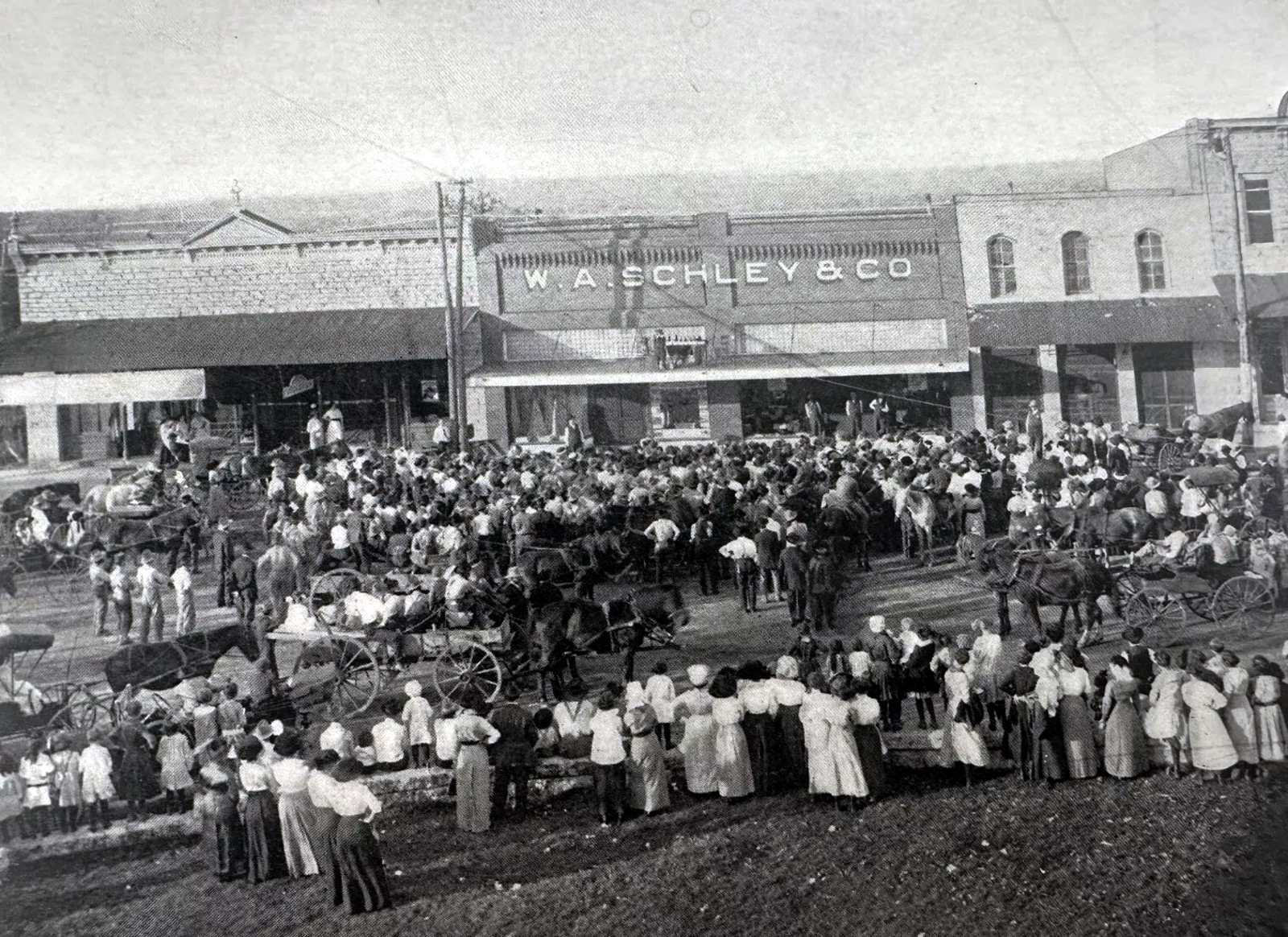 Downtown Gatesville in 1890s