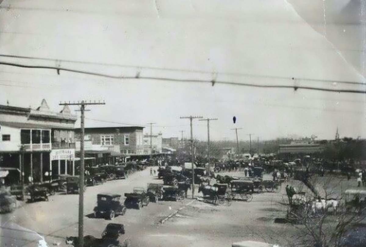 Downtown Mason Texas in 1915