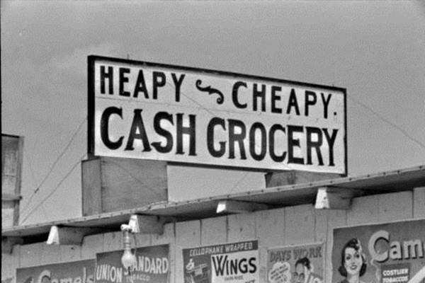 Heapy Cheapy Cash Grocery Quemado,Texas in 1939