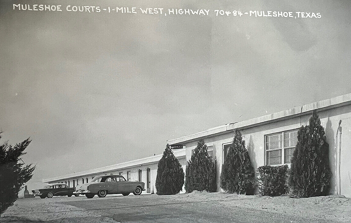 Muleshoe Courts in 1950s